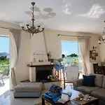 Beachfront Samantha's Paradise * Kiveri