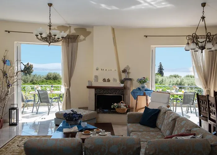 Beachfront Samantha's Paradise