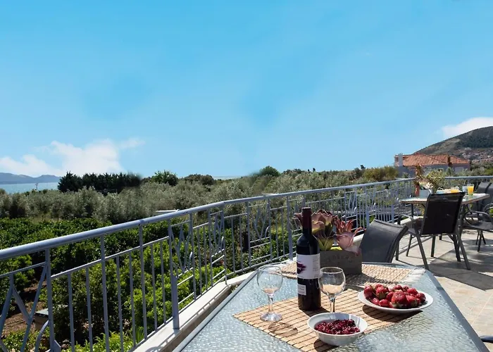 Beachfront Samantha's Paradise Kivérion