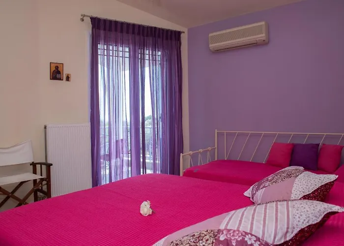 Beachfront Samantha's Paradise * Киверион