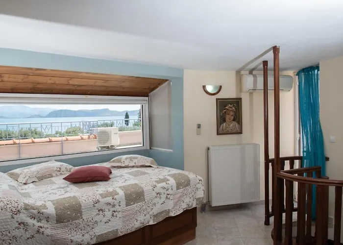 Beachfront Samantha's Paradise Киверион